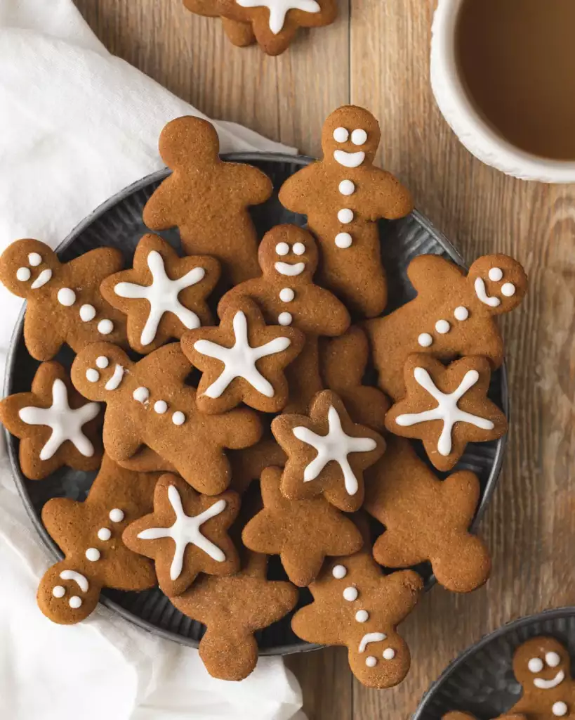 Gluten-Free-Gingerbread-4-1200x1500